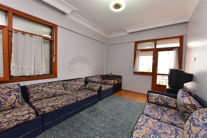 على البحر مباشرة - شقة 3 غرف وصالة - في مهموتلار / الانيا 