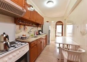 على البحر مباشرة - شقة 3 غرف وصالة - في مهموتلار / الانيا 