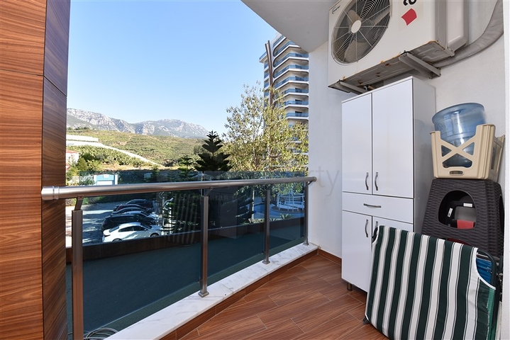 مجمع بخدمات  5 نجوم - شقة 3 غرف وصالة - في الانيا - منطقة مهموتلار 