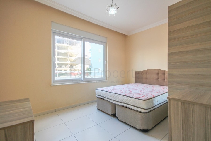 شقة غرفتين وصالة - ضمن مجمع سكني - قريب من البحر والخدمات - في مهموتلار / الانيا