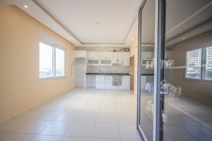 شقة غرفتين وصالة - ضمن مجمع سكني - قريب من البحر والخدمات - في مهموتلار / الانيا