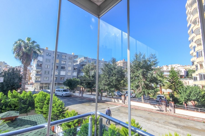 شقة غرفتين وصالة - ضمن مجمع سكني - قريب من البحر والخدمات - في مهموتلار / الانيا