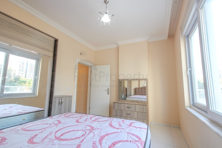 شقة غرفتين وصالة - ضمن مجمع سكني - قريب من البحر والخدمات - في مهموتلار / الانيا