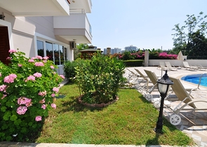 اطلالة مفتوحة - شقة 1+1 - ضمن منطقة هادئة - في مهموتلار / الانيا 