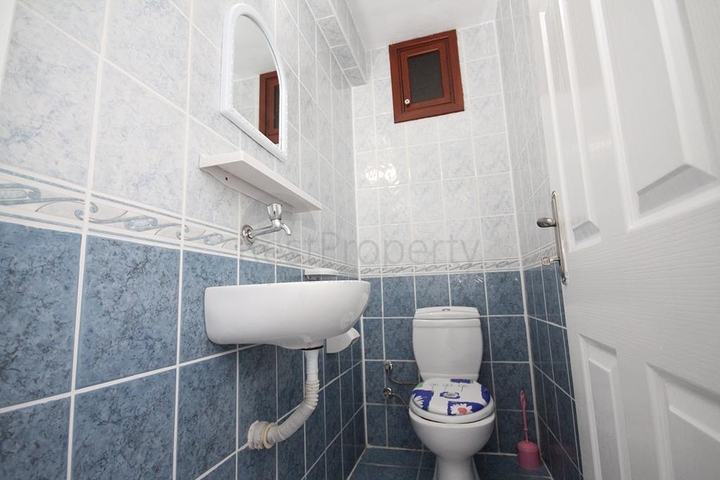 100 متر عن شاطئ البحر - شقة غرفتين وصالة مفروشة - مهموتلار / الانيا 