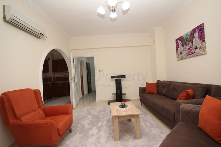 100 متر عن شاطئ البحر - شقة غرفتين وصالة مفروشة - مهموتلار / الانيا 