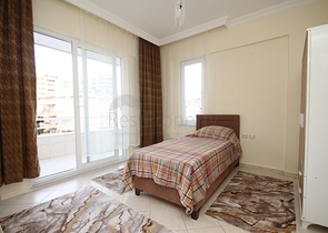 100 متر عن شاطئ البحر - شقة غرفتين وصالة مفروشة - مهموتلار / الانيا 