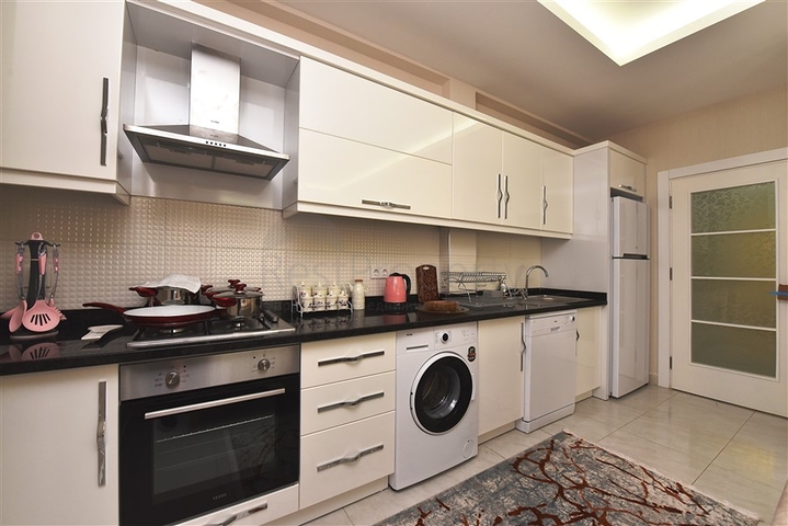 قريبة من البحر - بناء جديد - شقة 2 غرفة وصالة -في مهموتلار / الانيا 