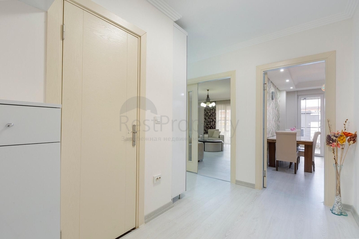 مساحة واسعة -طابق مرتفع - شقة غرفتين وصالة مفروشة -ضمن مجمع في مهموتلار / الانيا 