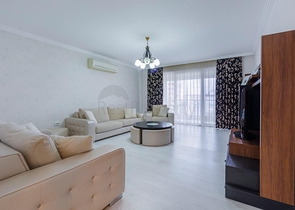 مساحة واسعة -طابق مرتفع - شقة غرفتين وصالة مفروشة -ضمن مجمع في مهموتلار / الانيا 