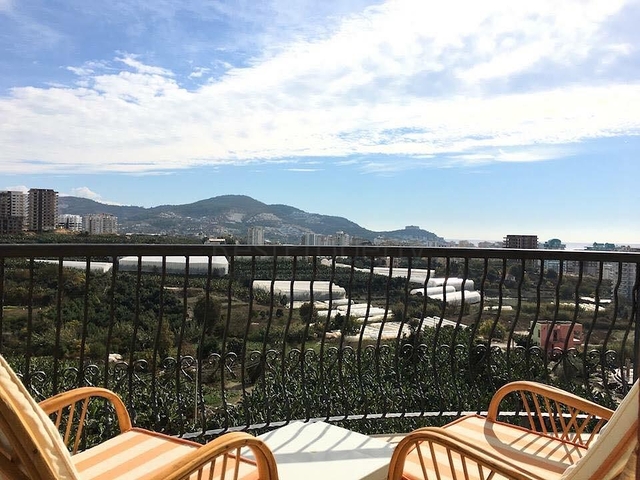 اطلالة جبلية خضراء - شقة 2 غرفة وصالة - بسعر مناسب - في مهموتلار / الانيا