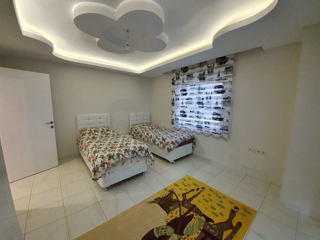 شقة 3 غرف وصالة -مفروشة - في مهموتلار / الانيا 