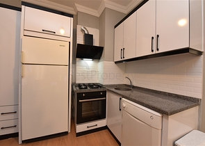 50 متر من البحر - شقة غرفة وصالة - في منطقة توسمور المركزية / الانيا 