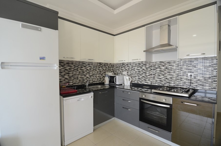 اطلالة بحر - طابق مرتفع - شقة غرفة وصالة - في مهموتلار / الانيا 