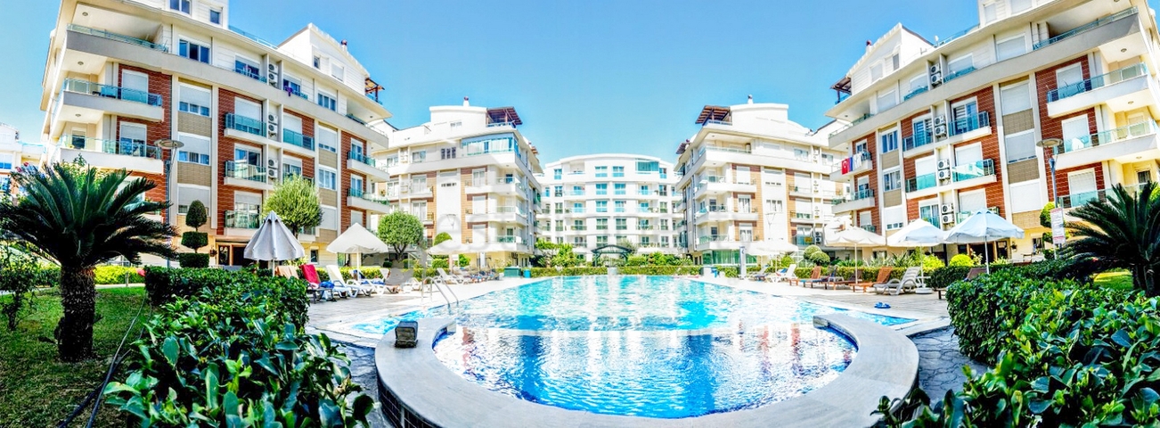 شقه 2 + 1 مفروشه في ليمان كونيالتي 600 م علي البحر