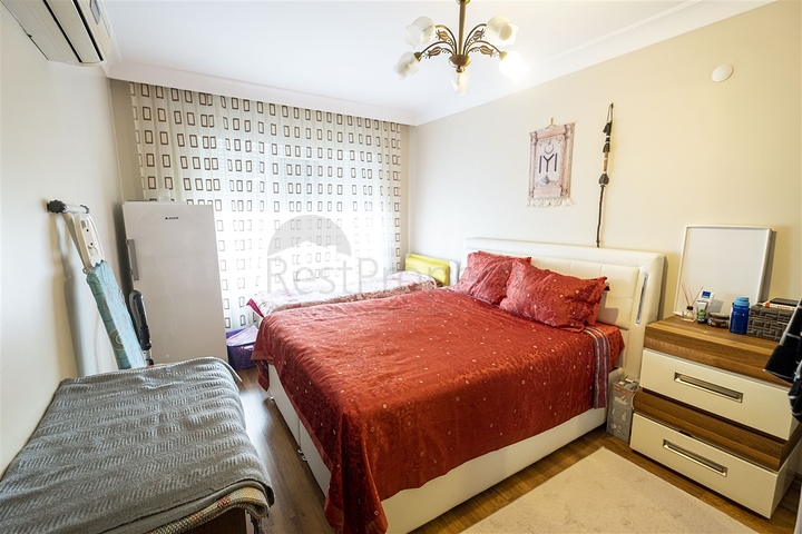 شقه 2 + 1 مفروشه في ليمان كونيالتي 600 م علي البحر