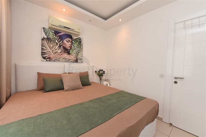 في مركز المدينة - شقة مؤثثة -غرفة وصالة - الانيا 