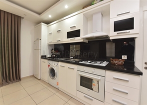 في مركز المدينة - شقة مؤثثة -غرفة وصالة - الانيا 