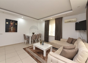 في مركز المدينة - شقة مؤثثة -غرفة وصالة - الانيا 