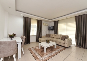 في مركز المدينة - شقة مؤثثة -غرفة وصالة - الانيا 