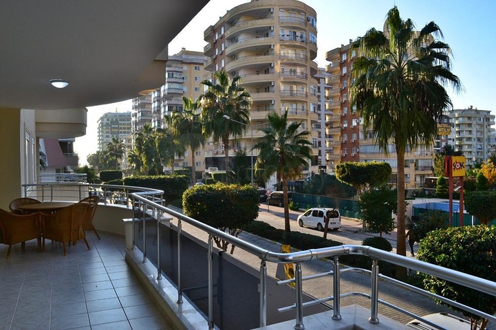 شقة غرفتين وصالة -مفروشة -قريبة من البحر والخدمات -في مهموتلار / الانيا 