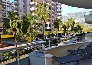 شقة غرفتين وصالة -مفروشة -قريبة من البحر والخدمات -في مهموتلار / الانيا 