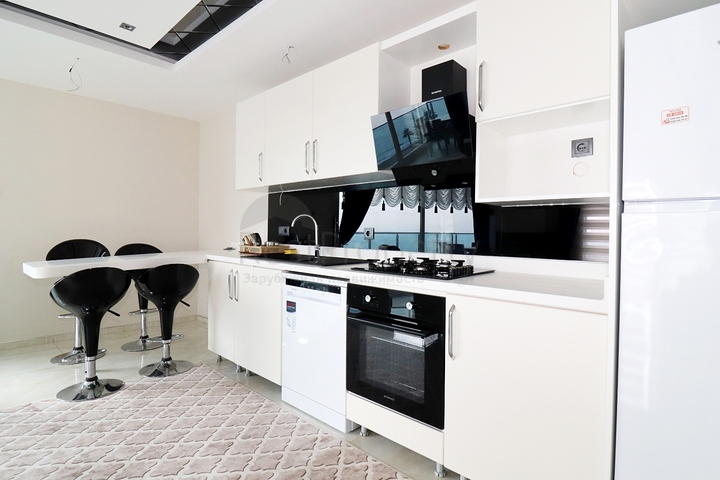 اطلالة بحر مباشرة - شقة طابق مرتفع - ضمن مجمع فاخر - في مهموتلار / الانيا 