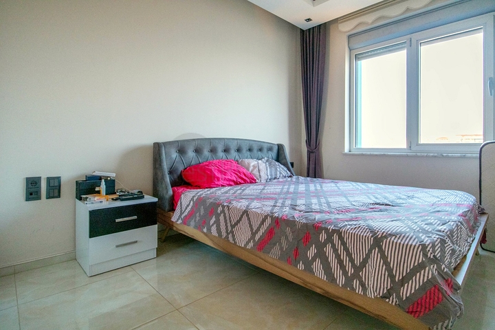 اطلالة بحر مباشرة - شقة طابق مرتفع - ضمن مجمع فاخر - في مهموتلار / الانيا 