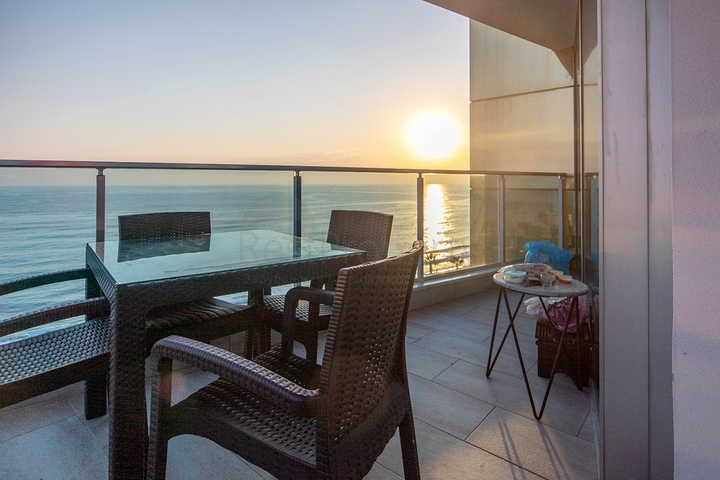 اطلالة بحر مباشرة - شقة طابق مرتفع - ضمن مجمع فاخر - في مهموتلار / الانيا 