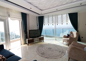 اطلالة بحر مباشرة - شقة طابق مرتفع - ضمن مجمع فاخر - في مهموتلار / الانيا 