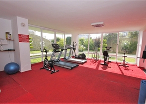 شقة عائلية واسعة -ضمن مجمع سكني متكامل - في منطقة جيكجلي / الانيا 