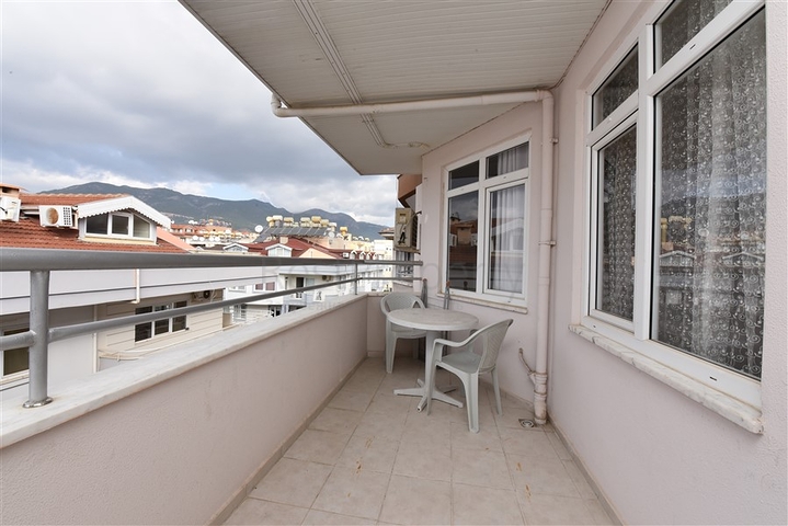 موقع مناسب للاستثمار - شقة غرفة وصالة -في منطقة اوبا / الانيا 