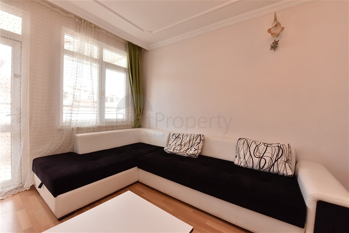 موقع مناسب للاستثمار - شقة غرفة وصالة -في منطقة اوبا / الانيا 