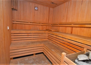 موقع مناسب للاستثمار - شقة غرفة وصالة -في منطقة اوبا / الانيا 