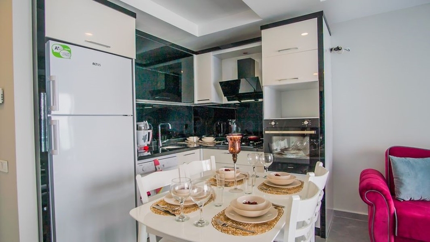 طابق مرتفع - شقة 1+1 - مفروشة - قريبة من البحر - في مهموتلار / الانيا 