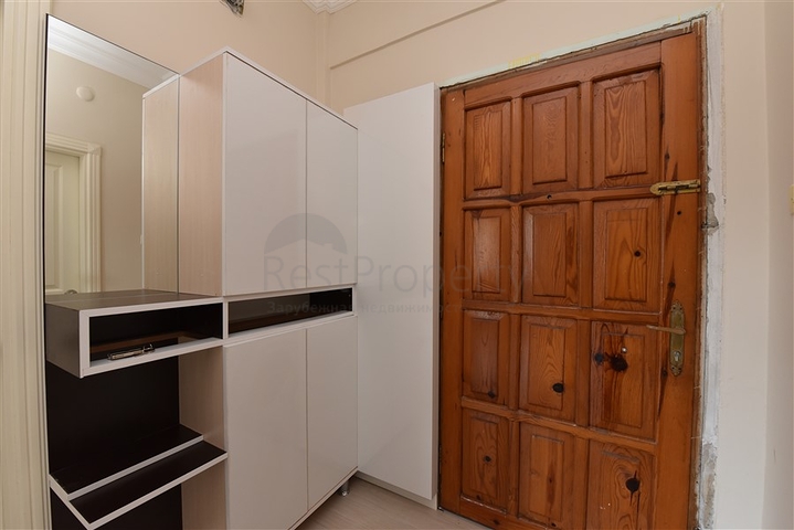 موقع مميز - شقة غرفة وصالة مفروشة - بسعر منافس -في مركز مدينة الانيا 