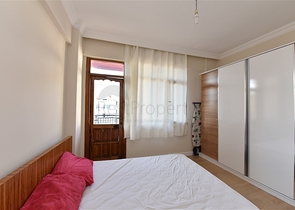 موقع مميز - شقة غرفة وصالة مفروشة - بسعر منافس -في مركز مدينة الانيا 