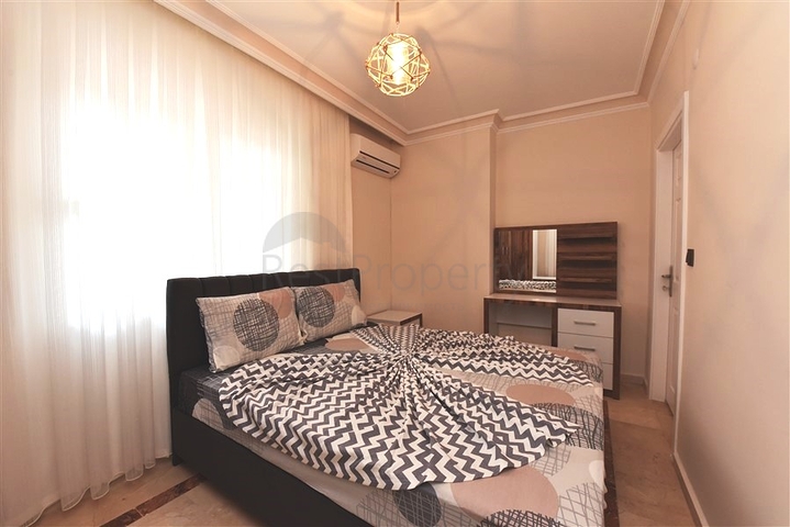 شقة غرفة وصالة -مفروشة -قريب من البحر والخدمات -في منطقة اوبا / الانيا 