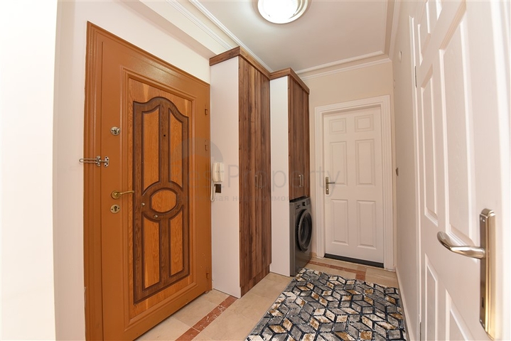 شقة غرفة وصالة -مفروشة -قريب من البحر والخدمات -في منطقة اوبا / الانيا 