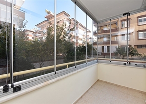 شقة غرفة وصالة -مفروشة -قريب من البحر والخدمات -في منطقة اوبا / الانيا 