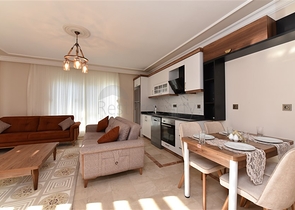 شقة غرفة وصالة -مفروشة -قريب من البحر والخدمات -في منطقة اوبا / الانيا 