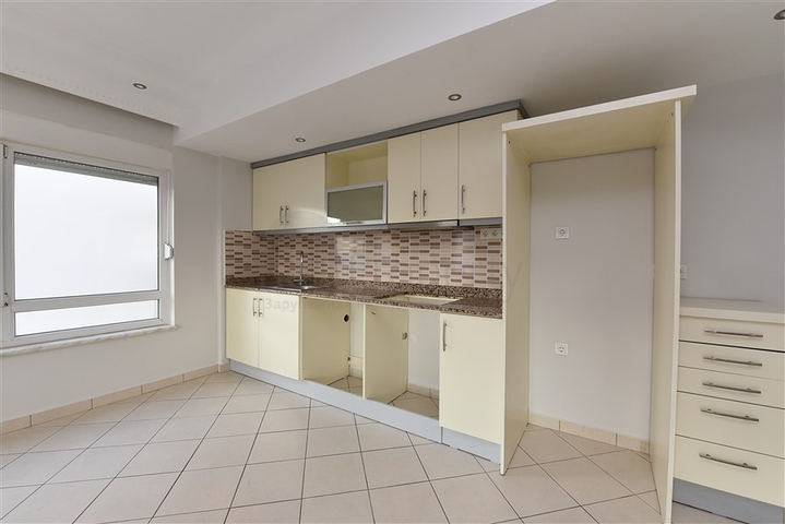 شقة غرفتين وصالة - في منطقة اوبا المركزية / الانيا 