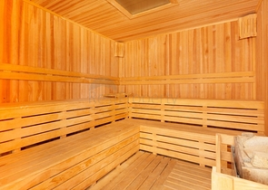 شقة 2 غرفة وصالة -ضمن مجمع سكني حديث -في توسمور / الانيا 