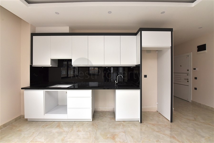 في مركز الانيا - ضمن مجمع سكني حديث - شقة 2 غرفة وصالة - مركز الانيا 