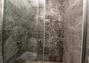 في مركز الانيا - ضمن مجمع سكني حديث - شقة 2 غرفة وصالة - مركز الانيا 