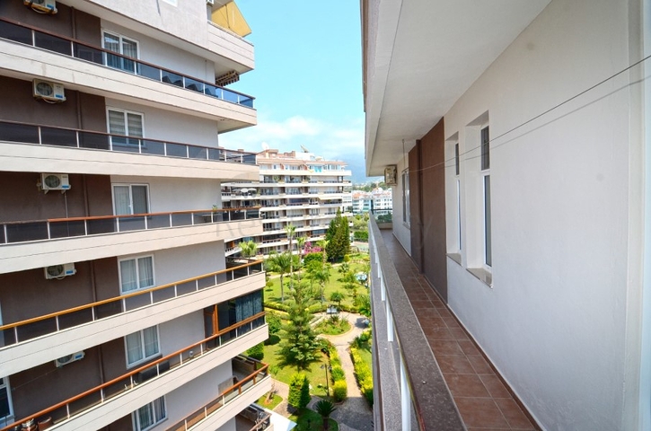 اطلالة ساحرة على النهر - مجمع عائلي - شقة 2 غرفة وصالة - في توسمور / الانيا 