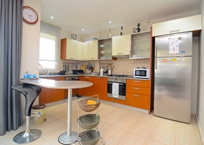 اطلالة ساحرة على النهر - مجمع عائلي - شقة 2 غرفة وصالة - في توسمور / الانيا 