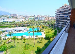 اطلالة ساحرة على النهر - مجمع عائلي - شقة 2 غرفة وصالة - في توسمور / الانيا 