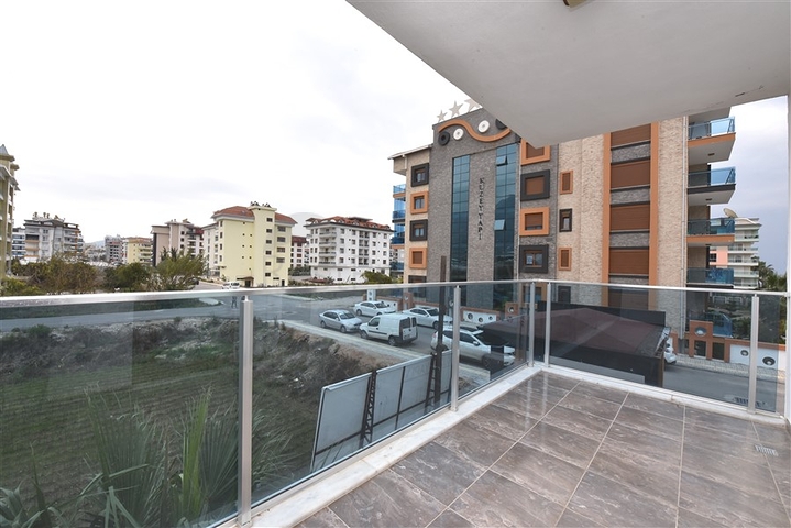 شقة 1+1 - مفروشة - ضمن مجمع قريب من البحر - في كاستل / الانيا 