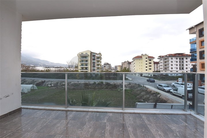 شقة 1+1 - مفروشة - ضمن مجمع قريب من البحر - في كاستل / الانيا 